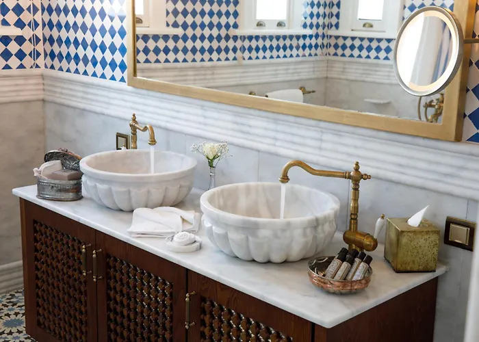 Hagia Sofia Mansions Istanbul, Curio Collection By Hilton فندق