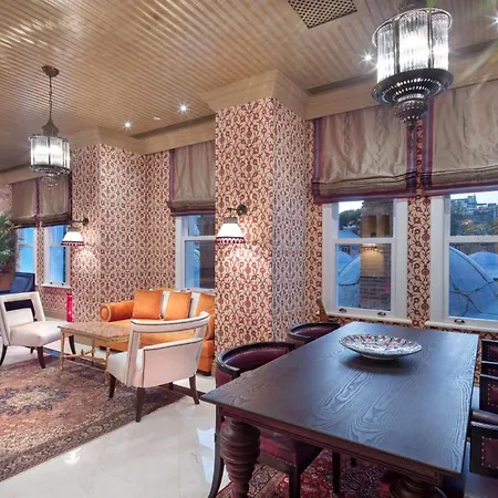 Hagia Sofia Mansions Istanbul, Curio Collection By Hilton