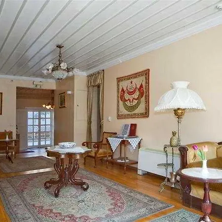 Hagia Sofia Mansions Istanbul, Curio Collection By Hilton