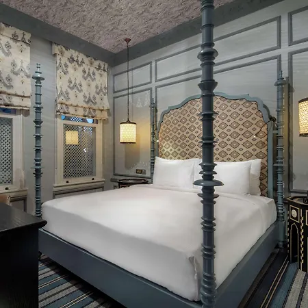 Hagia Sofia Mansions Istanbul, Curio Collection By Hilton