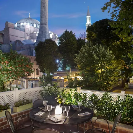 Hagia Sofia Mansions Istanbul, Curio Collection By Hilton