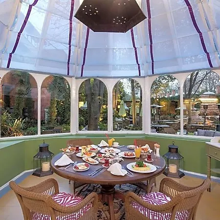 Hagia Sofia Mansions Istanbul, Curio Collection By Hilton 5* Istanbul