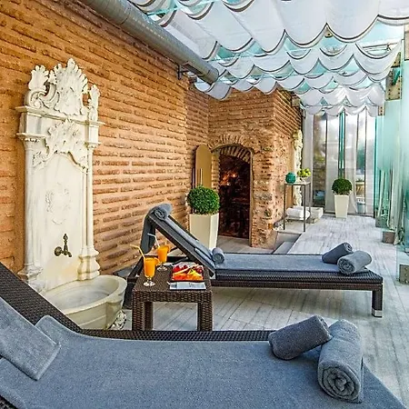 Hagia Sofia Mansions Istanbul, Curio Collection By Hilton