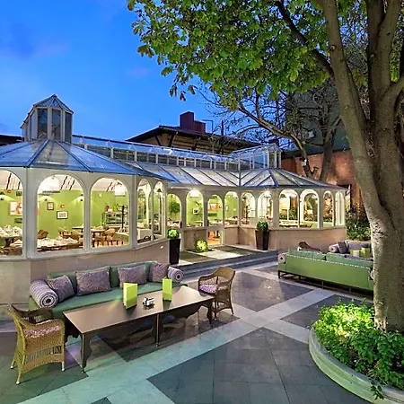 Hotel Hagia Sofia Mansions Istanbul, Curio Collection By Hilton 5*