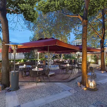 ホテル Hagia Sofia Mansions Istanbul, Curio Collection By Hilton 5*