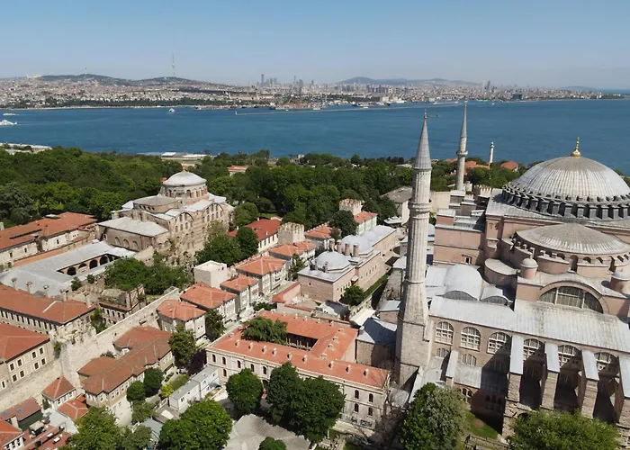 Hagia Sofia Mansions Istanbul, Curio Collection By Hilton Отель