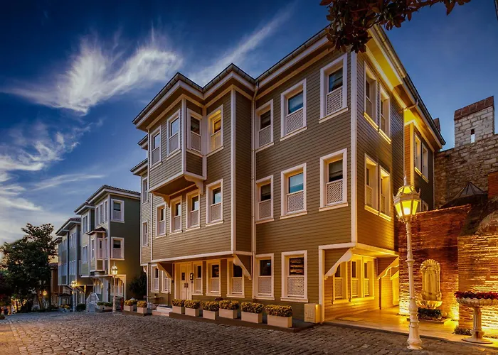 Hagia Sofia Mansions Istanbul, Curio Collection By Hilton Отель Стамбул