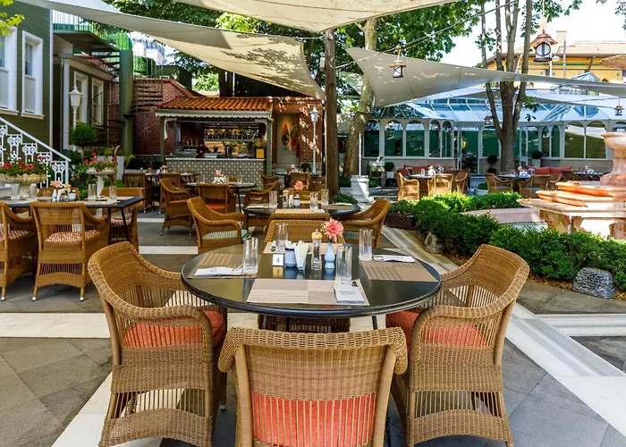 Hagia Sofia Mansions Istanbul, Curio Collection By Hilton