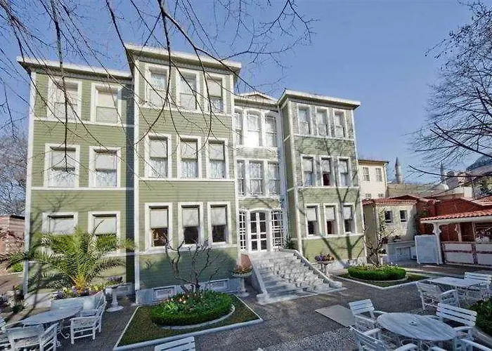 Hagia Sofia Mansions Istanbul, Curio Collection By Hilton Отель