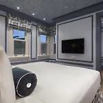 Hotel Hagia Sofia Mansions Istanbul, Curio Collection By Hilton Estambul