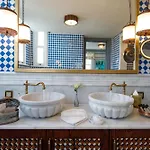 Hagia Sofia Mansions Istanbul, Curio Collection By Hilton