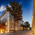 Hagia Sofia Mansions Istanbul, Curio Collection By Hilton